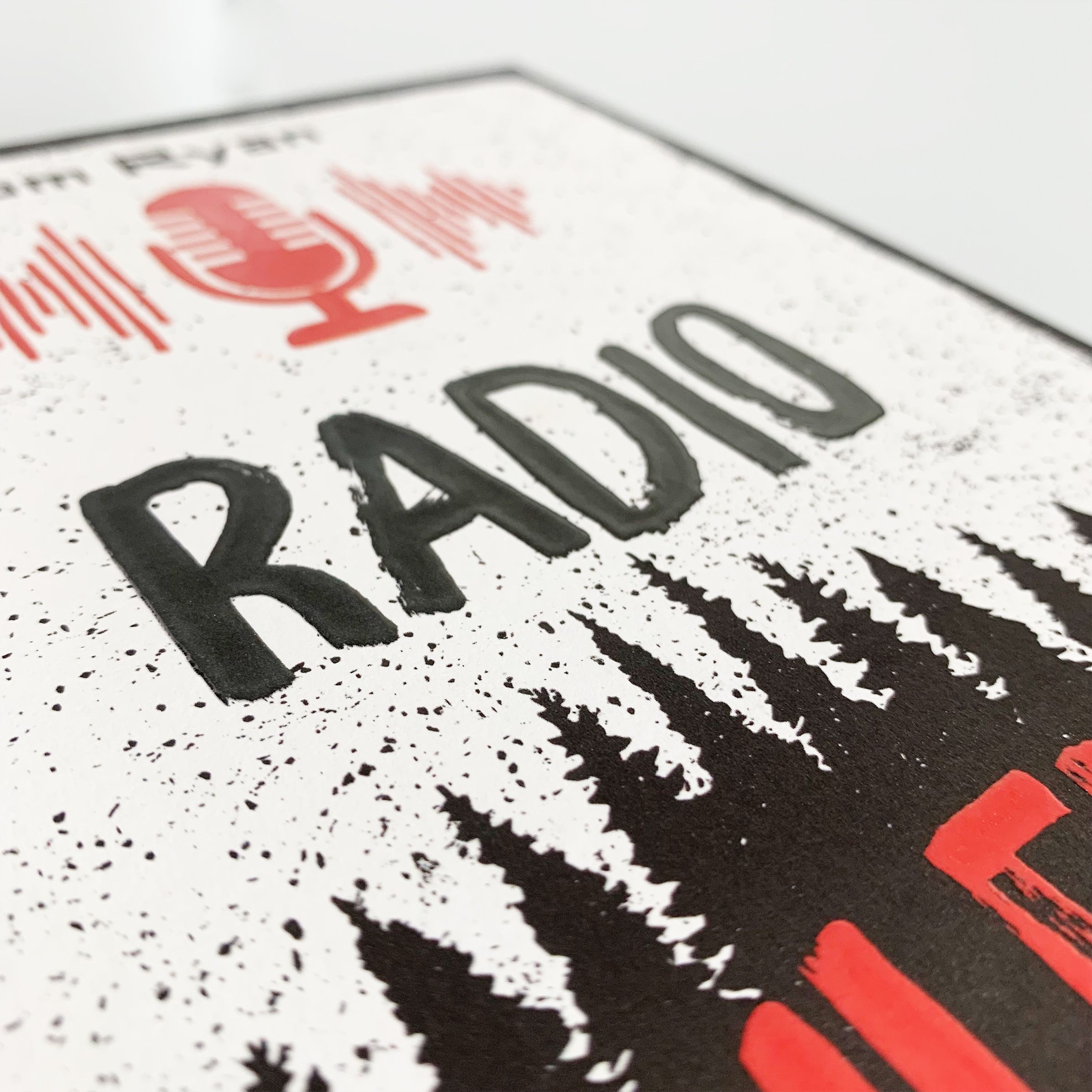 Radio Silent - Melde dich, wenn du das hörst